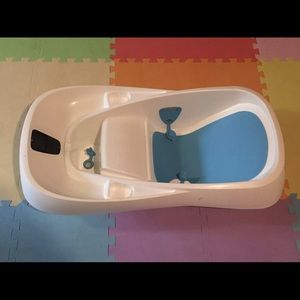 4moms baby bathtub